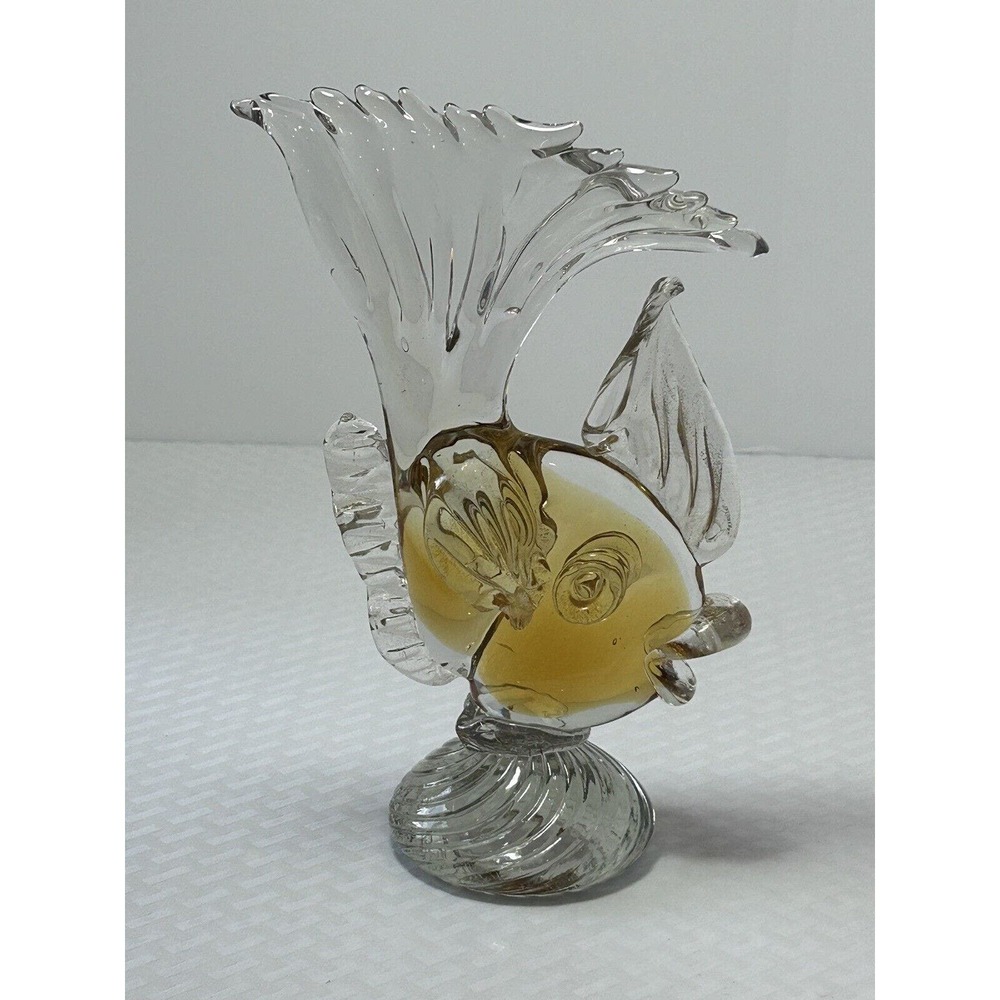 VINTAGE‎ ART GLASS GOLD & WHITE FISH FIGURE/STATUE- 8 1/4”